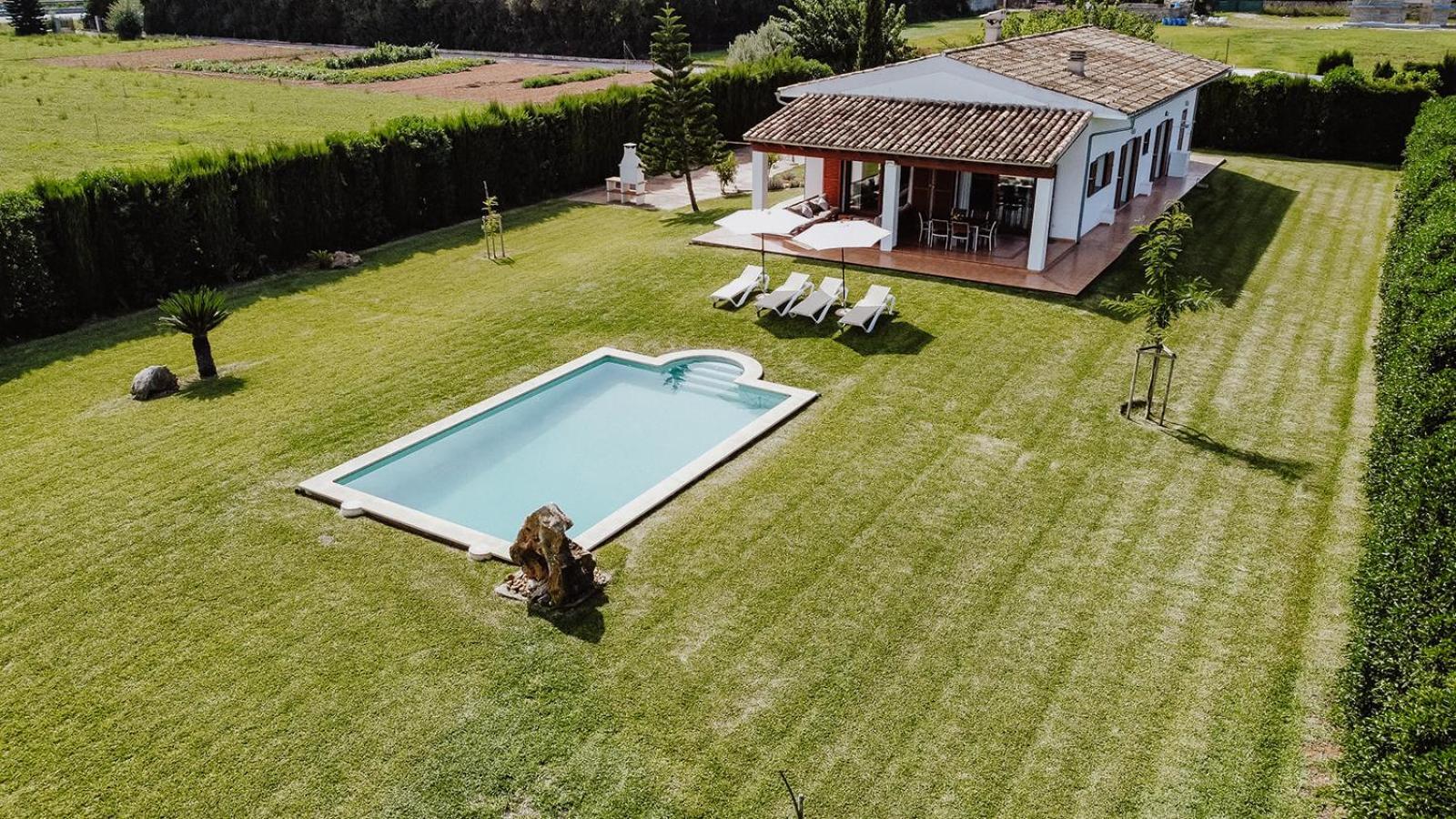 Corme Villa *